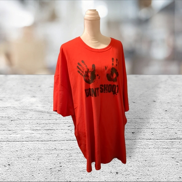 Graphic t-shirt red with black graphics size 5XL - Picture 6 of 6